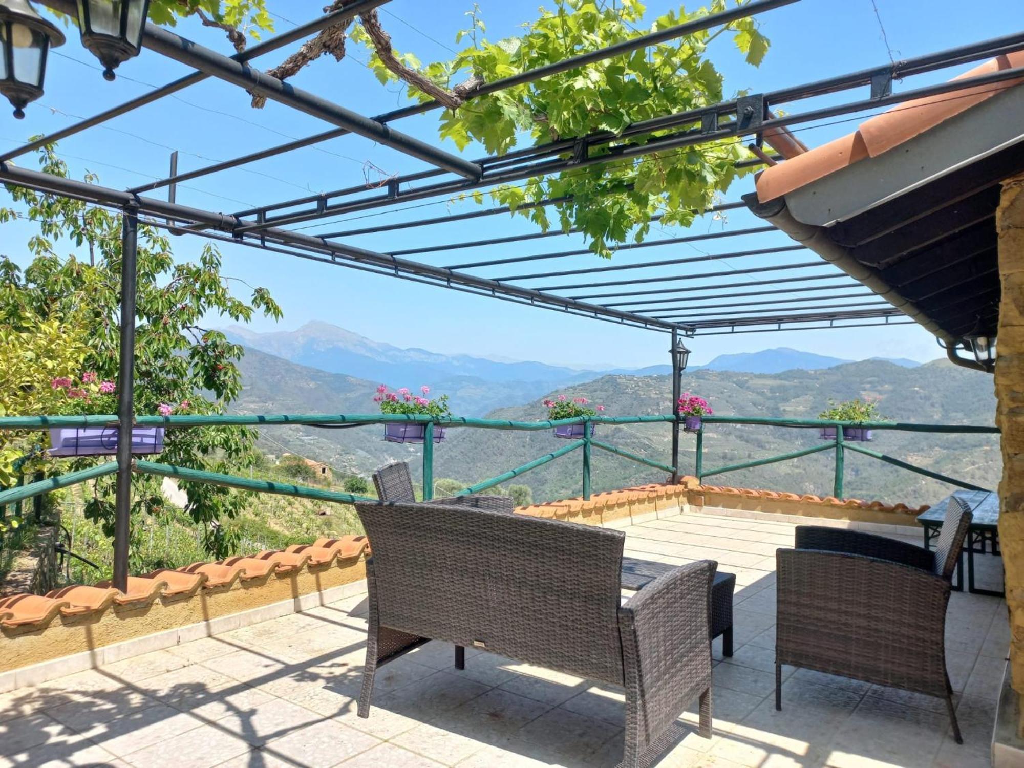 Casetta Mari Immersa In Un Vigneto Dolceacqua Ngoại thất bức ảnh